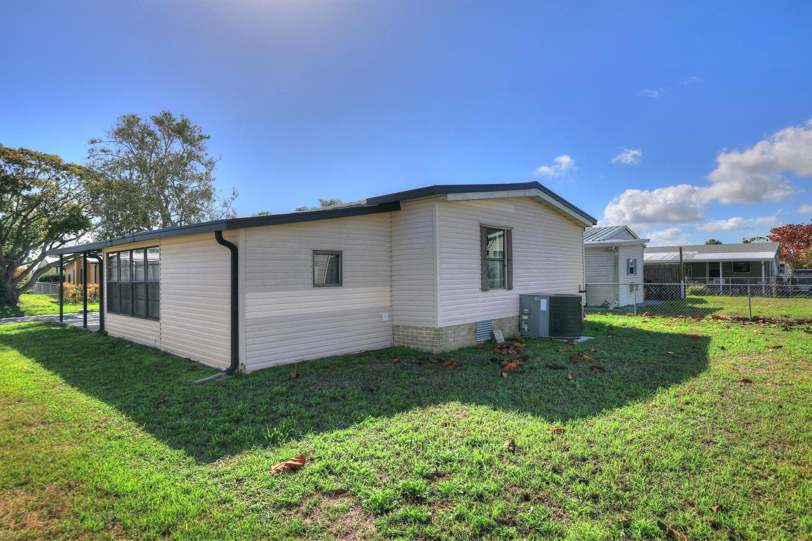 1212 Paurotis Drive, Barefoot Bay FL 32976 photo 3