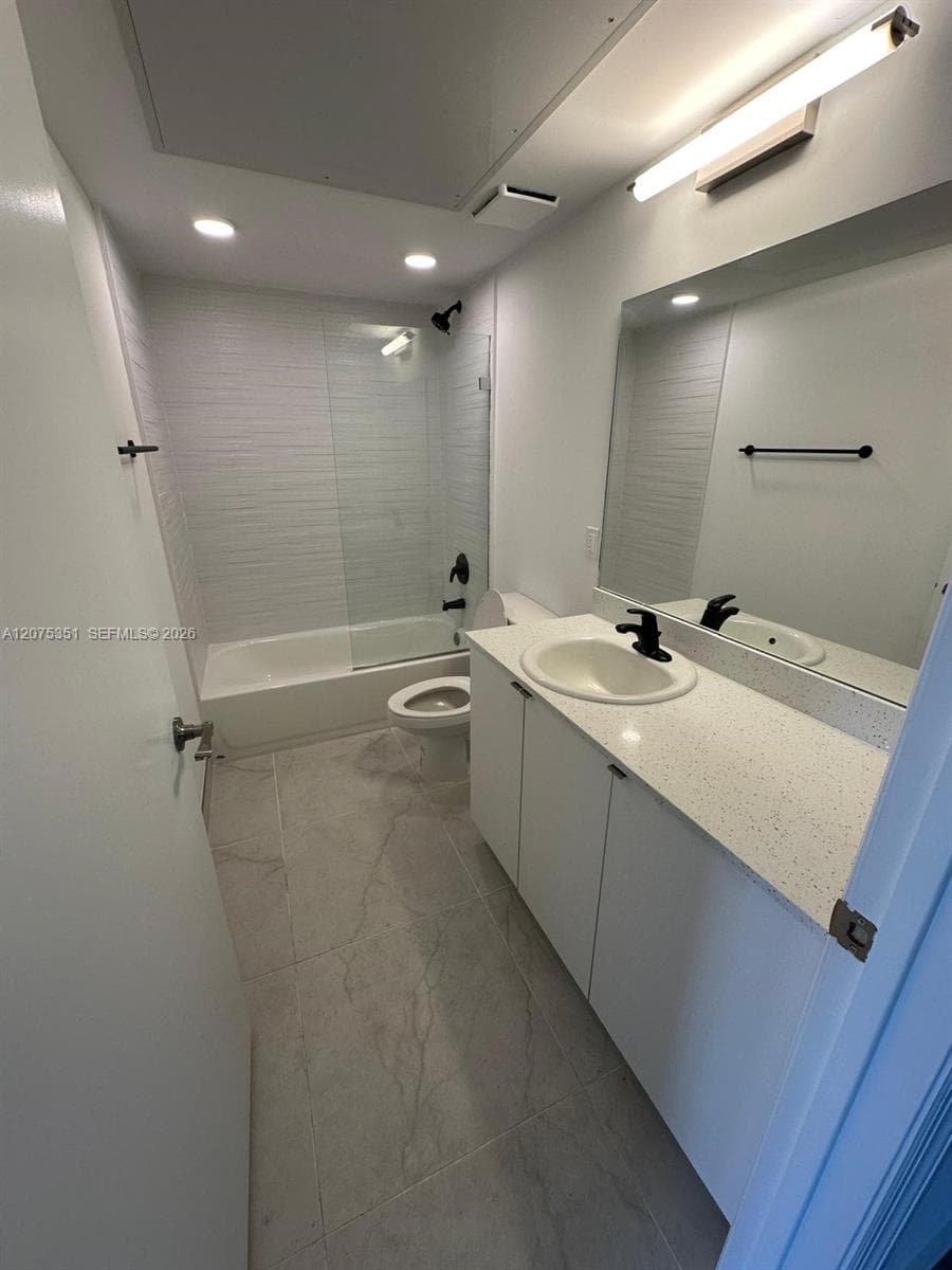 3422 NW 5th Ave # 404, Miami FL 33127 photo 4