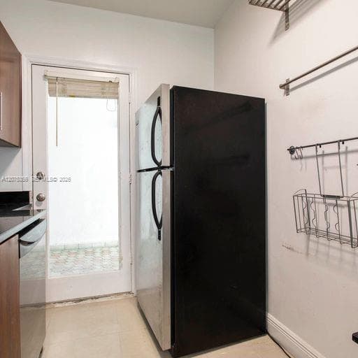 320 85th St # 8, Miami Beach FL 33141 photo 3