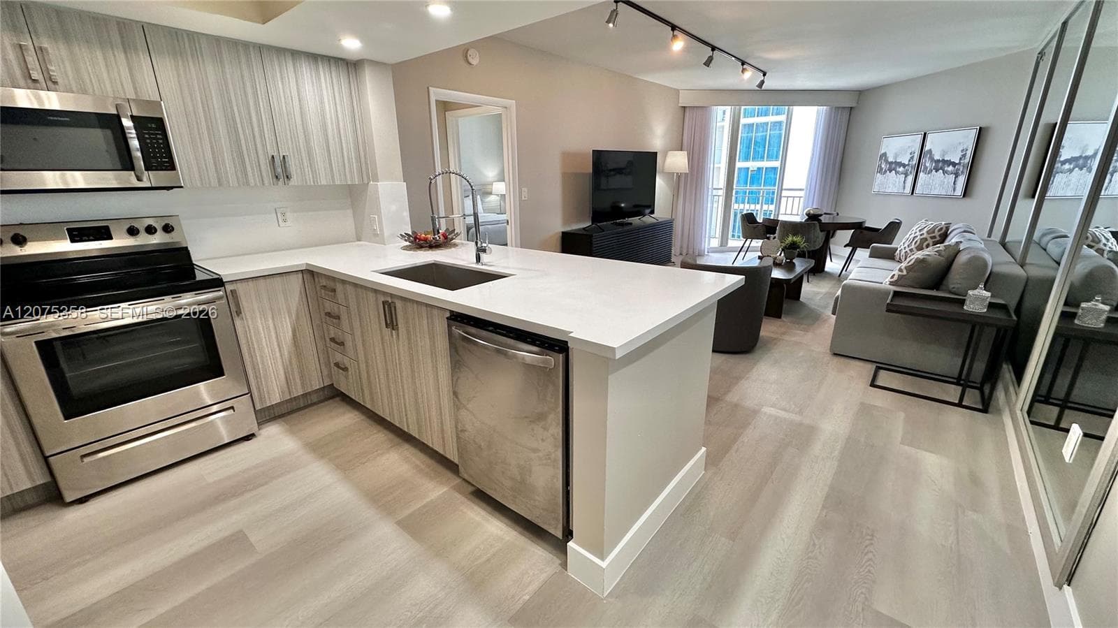 17375 Collins Ave # 2707, Sunny Isles Beach FL 33160