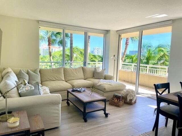 19501 W Country Club Drive, Aventura FL 33180