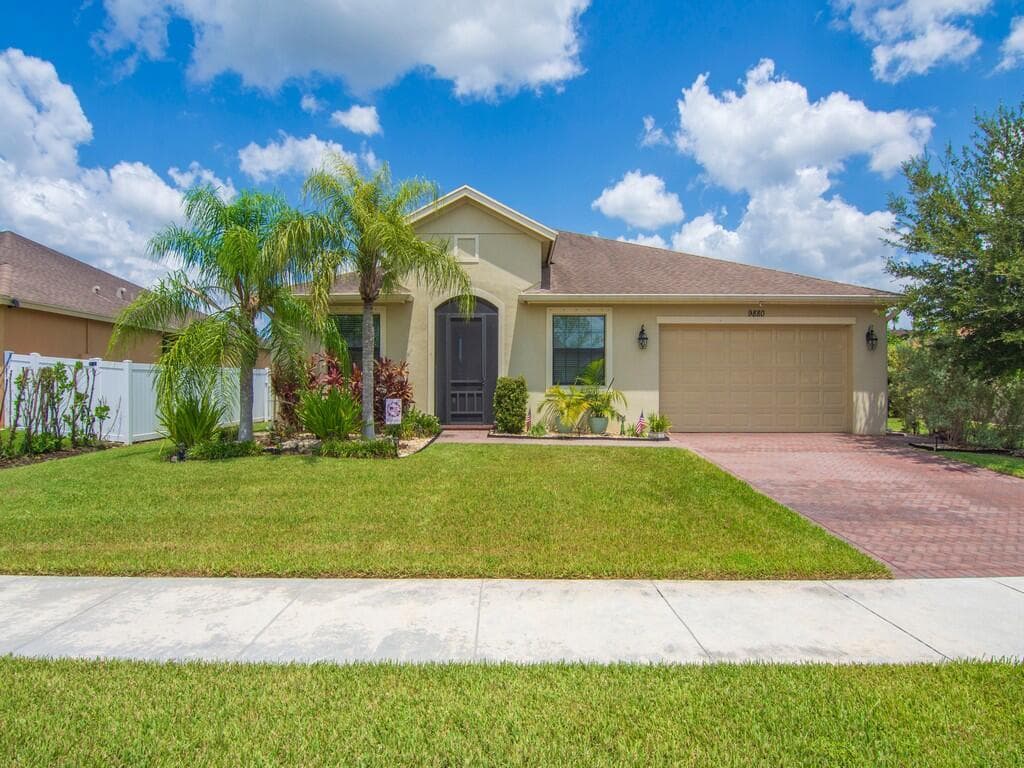 9880 Verona Manor, Vero Beach FL 32966