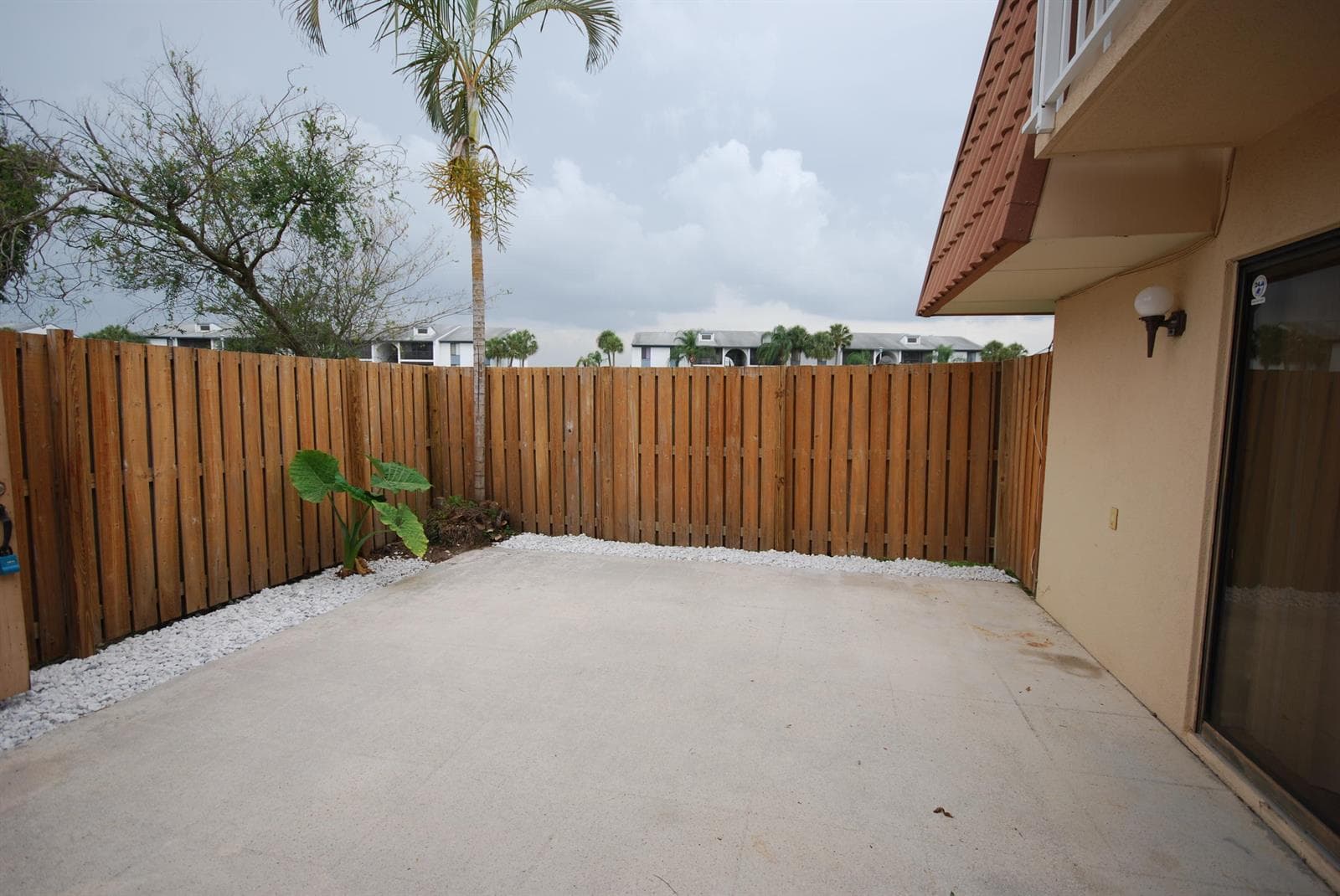 555 Green Springs Place, West Palm Beach FL 33409 photo 2