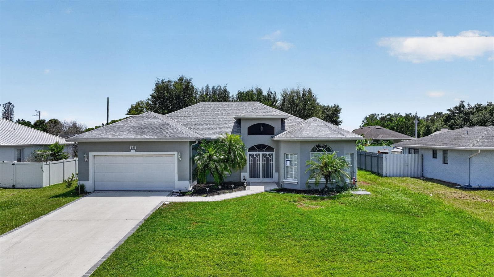 1711 SE Fairfield Street, Port St. Lucie FL 34983 photo 2