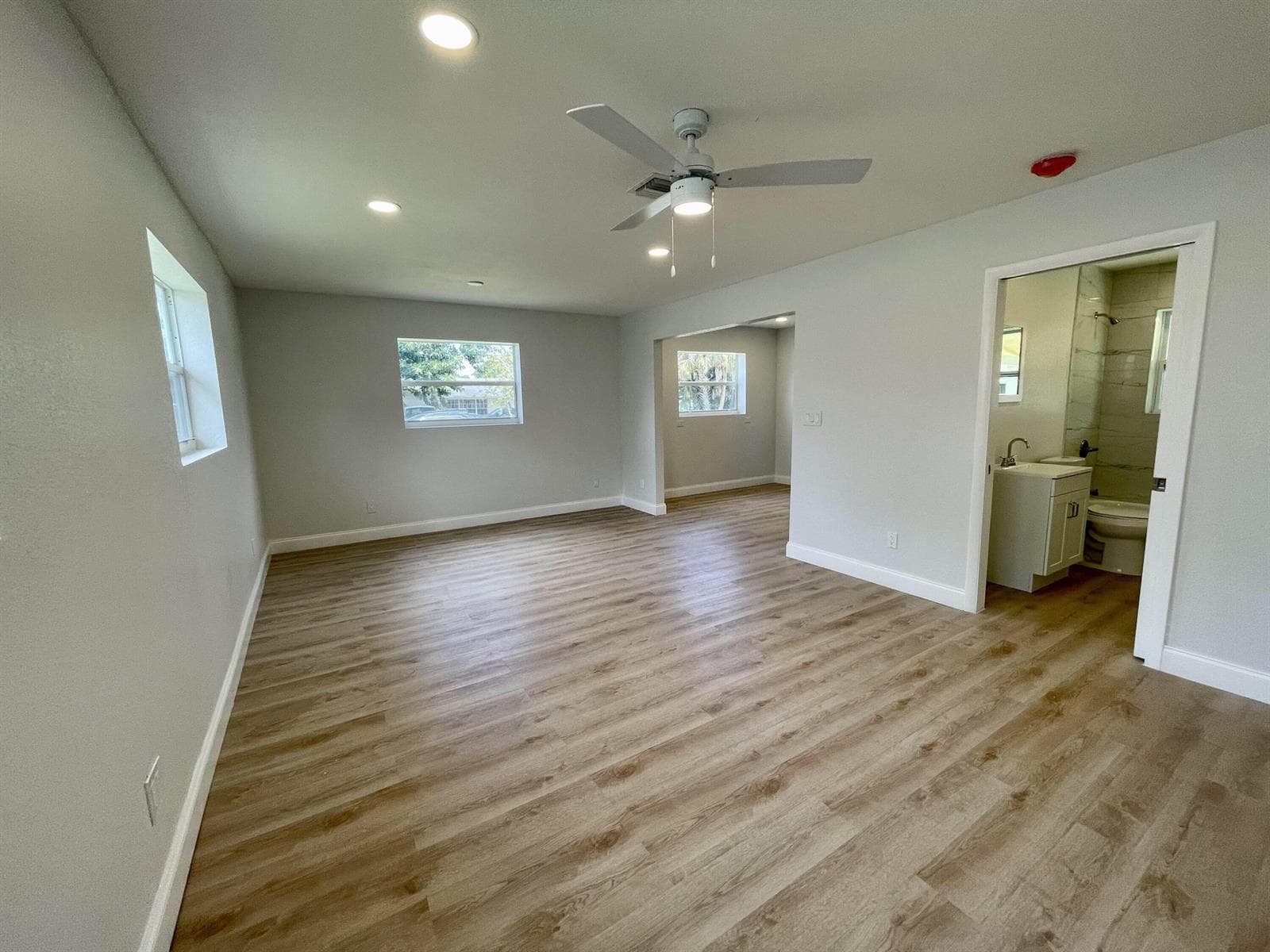 4790 Alberta Avenue, West Palm Beach FL 33417 photo 2