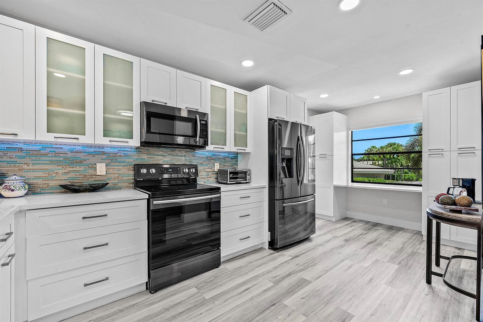 42 STRATFORD Lane W # D, Boynton Beach FL 33436 photo 3
