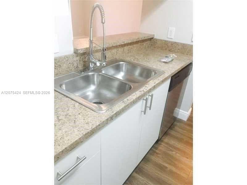 927 Riverside Dr # 326, Coral Springs FL 33071 photo 4