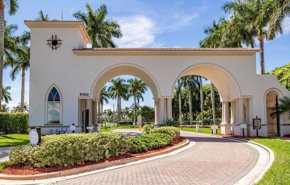2776 SHAUGHNESSY Drive, Wellington FL 33414 photo 2
