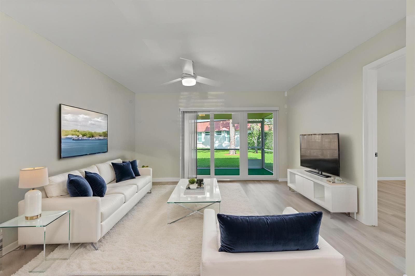 812 Salem Lane, Lake Worth FL 33467 photo 2