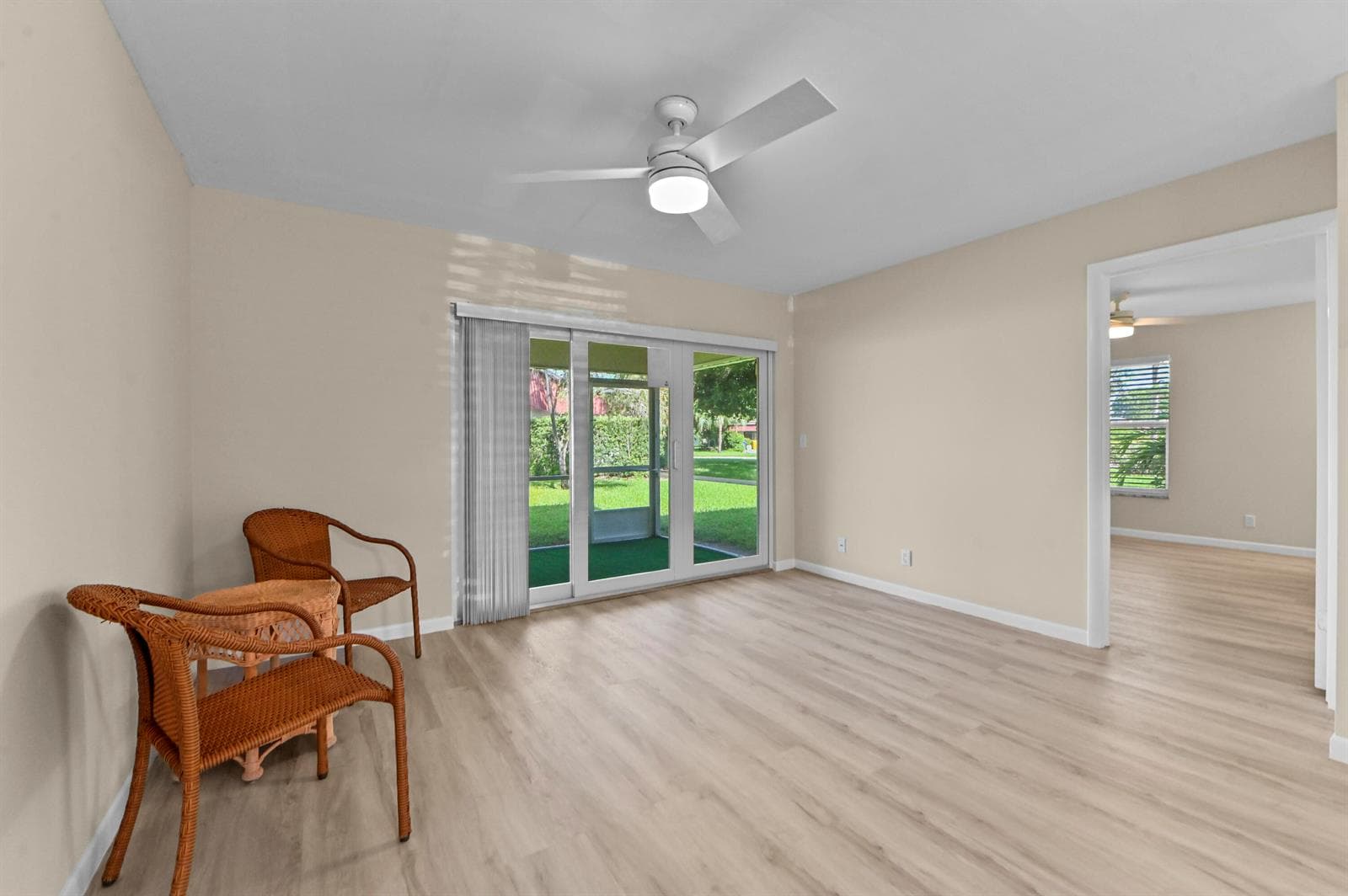 812 Salem Lane, Lake Worth FL 33467 photo 5