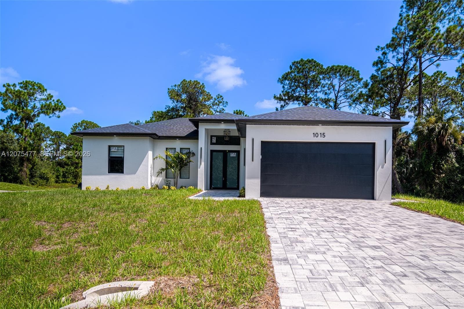 1015 E BAGGET ST, Lehigh Acres FL 33974 photo 2