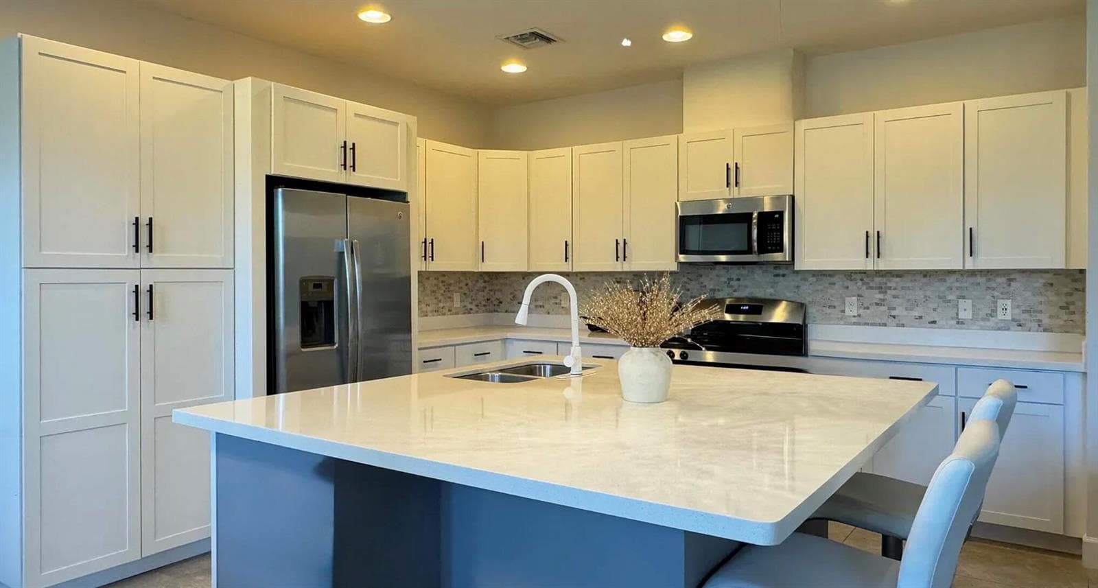 2950 NW 124th Way, Sunrise FL 33323 photo 2