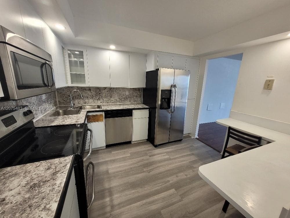 18021 Biscayne Blvd # 1903, Aventura FL 33160