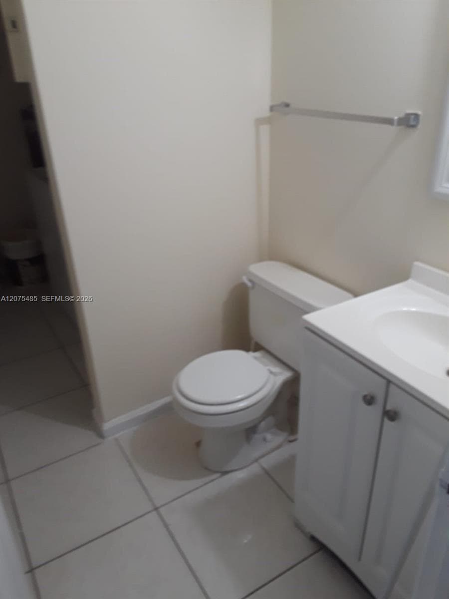125 San Remo Blvd, North Lauderdale FL 33068 photo 4