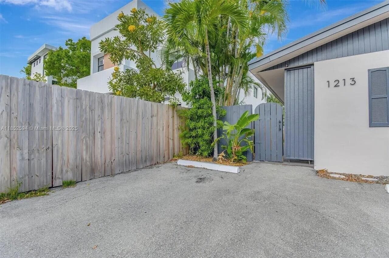 1213 SE 1st Street # 4, Fort Lauderdale FL 33301 photo 3