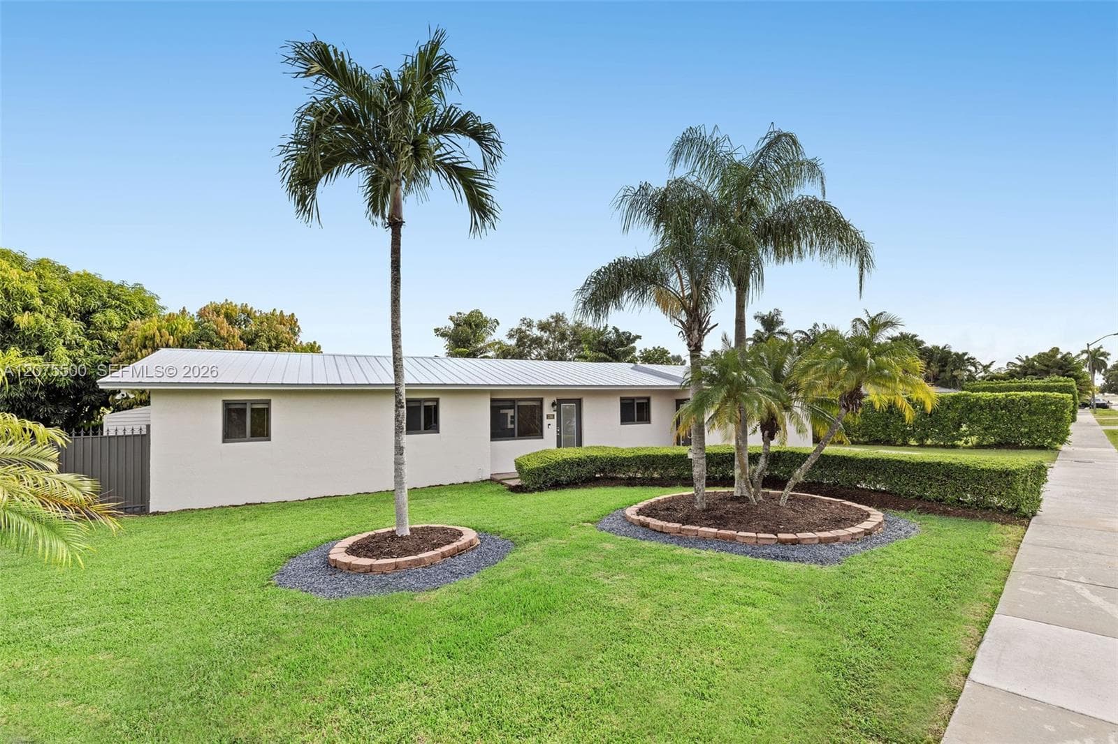1391 NW 18th St, Homestead FL 33030