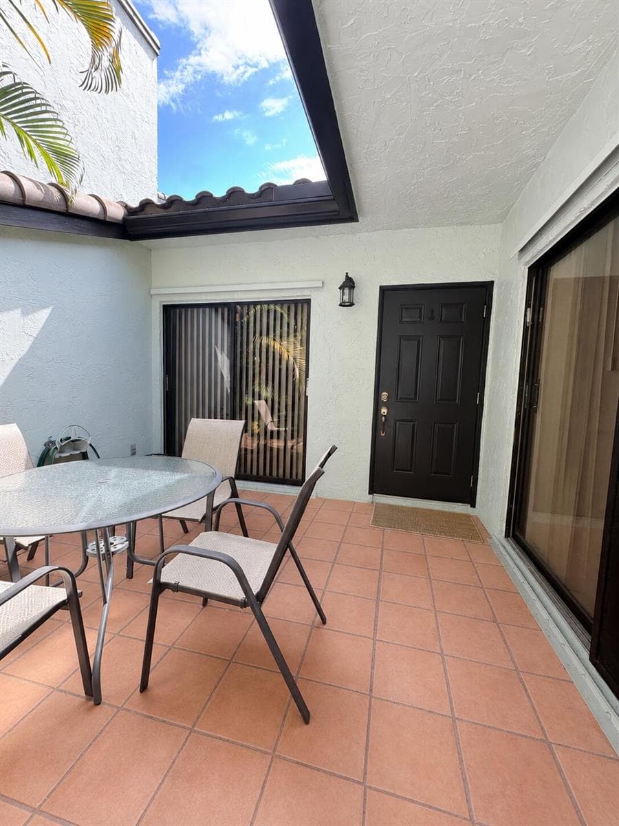 22274 PINEAPPLE WALK Drive # 1, Boca Raton FL 33433