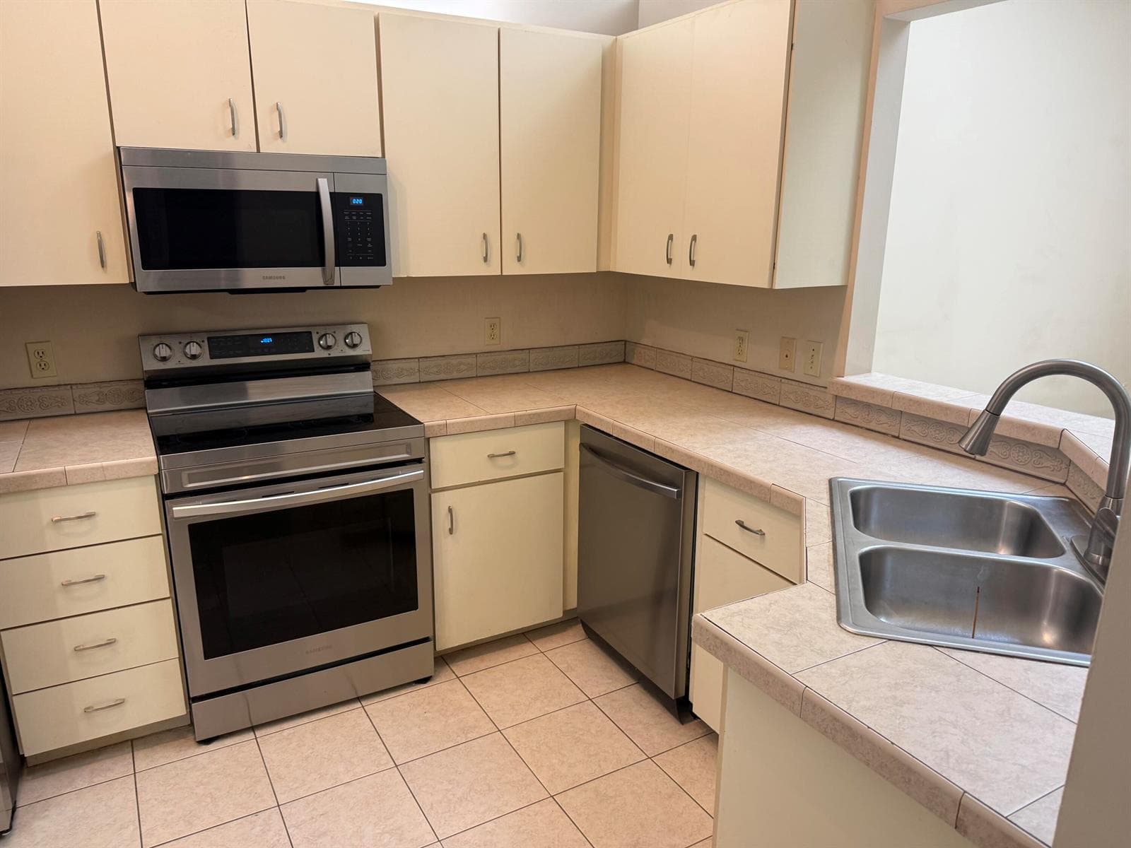 1927 SIXTY OAKS Lane, Vero Beach FL 32966 photo 5