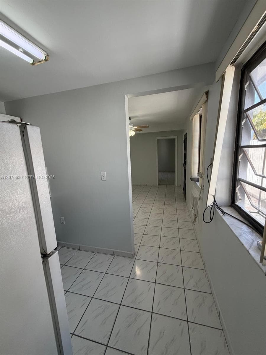 1261 W 60th Ter # 1261, Hialeah, FL 33012 photo 5