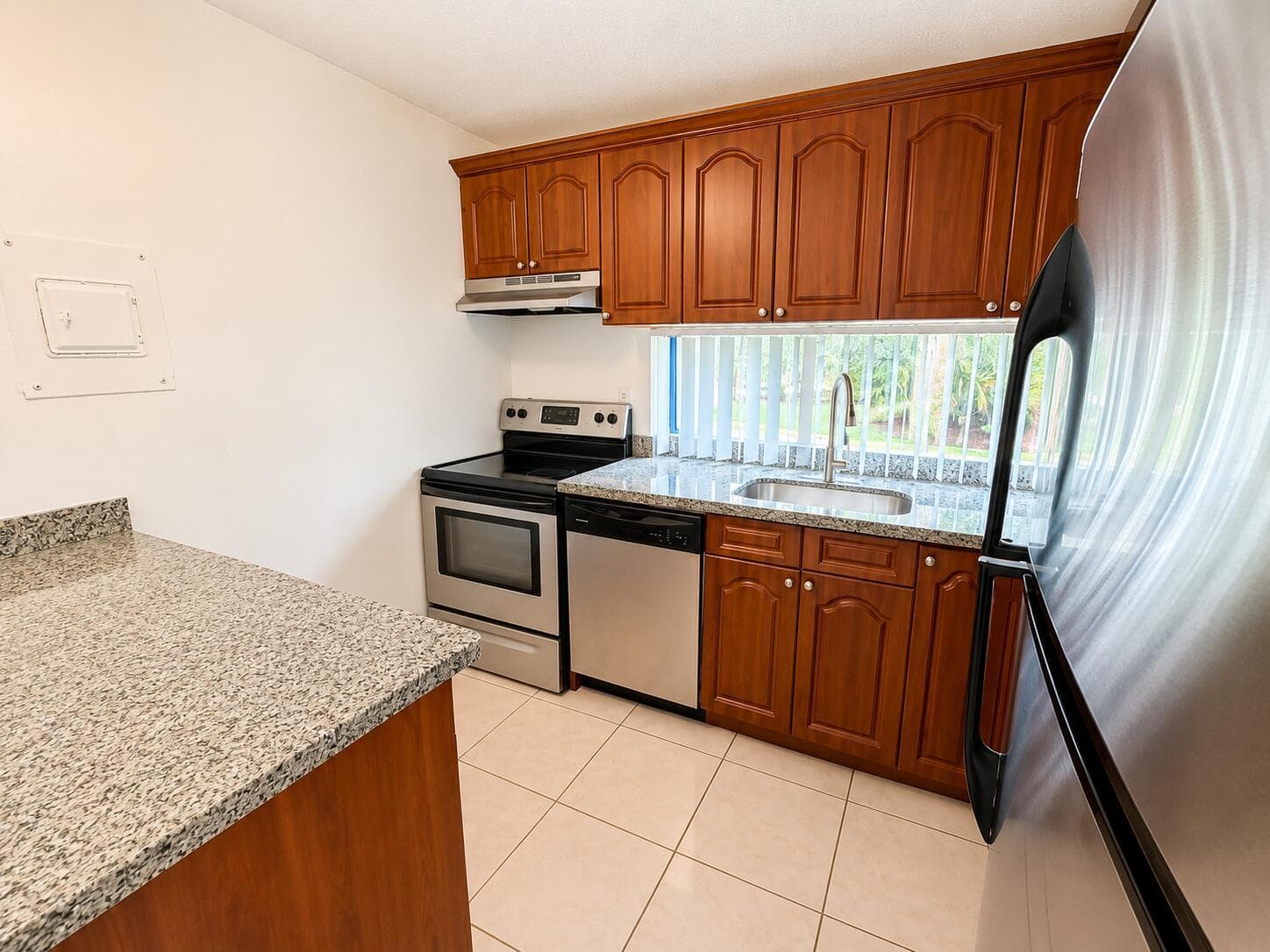 17021 N Bay Road, Sunny Isles Beach FL 33160