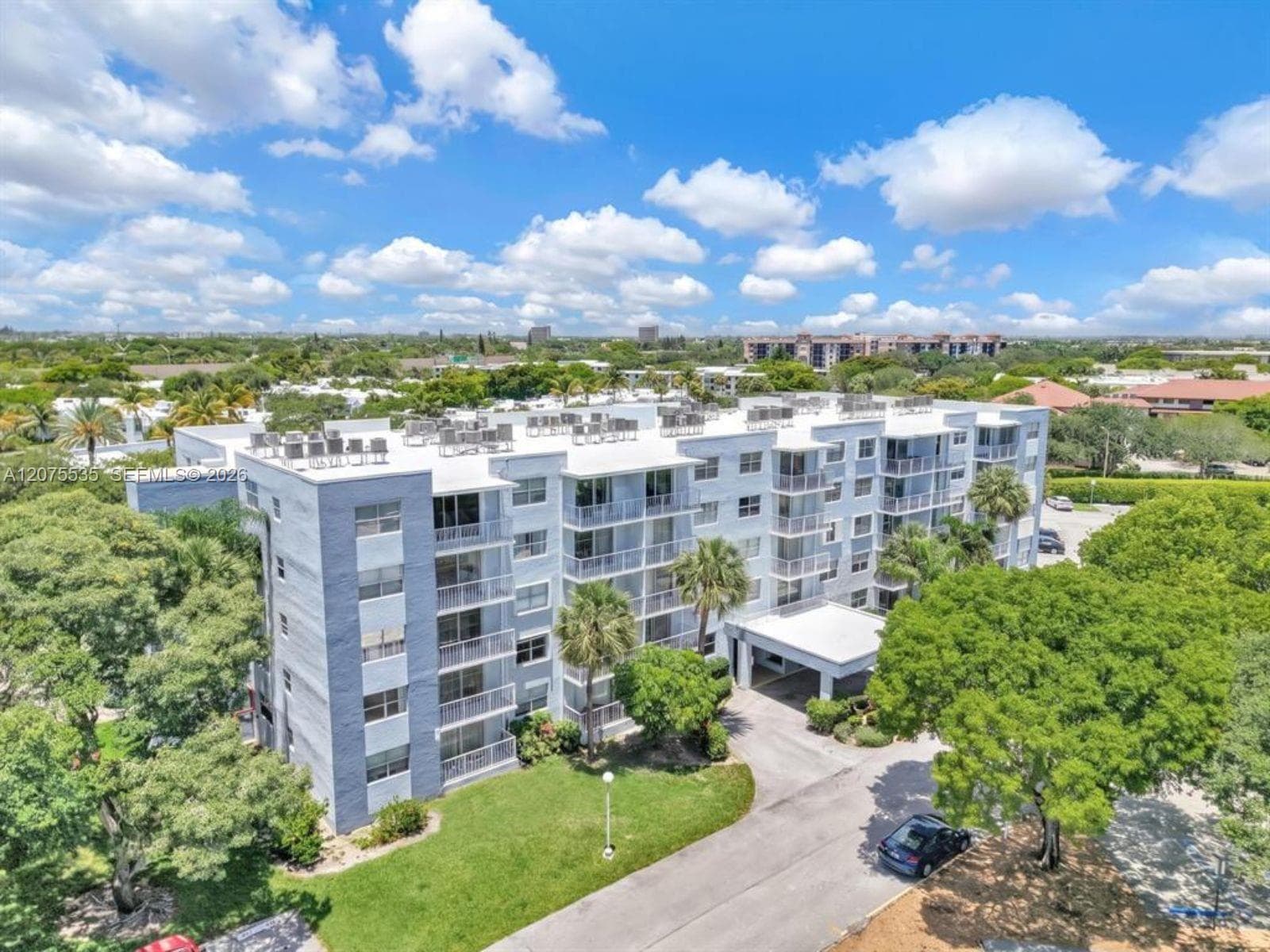 500 Executive Center Dr # 3I, West Palm Beach FL 33401 photo 2