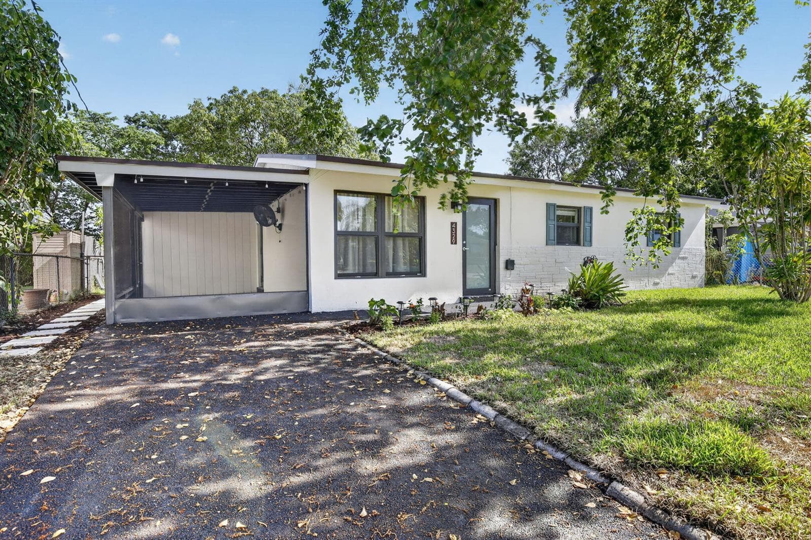 4329 SW 49TH Court, Dania Beach FL 33314 photo 3