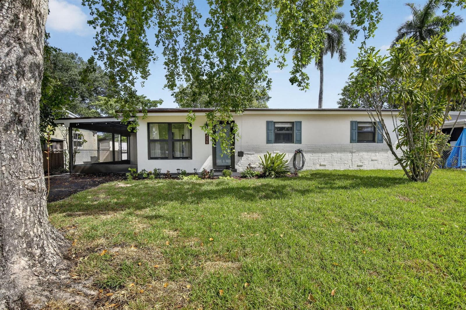 4329 SW 49TH Court, Dania Beach FL 33314