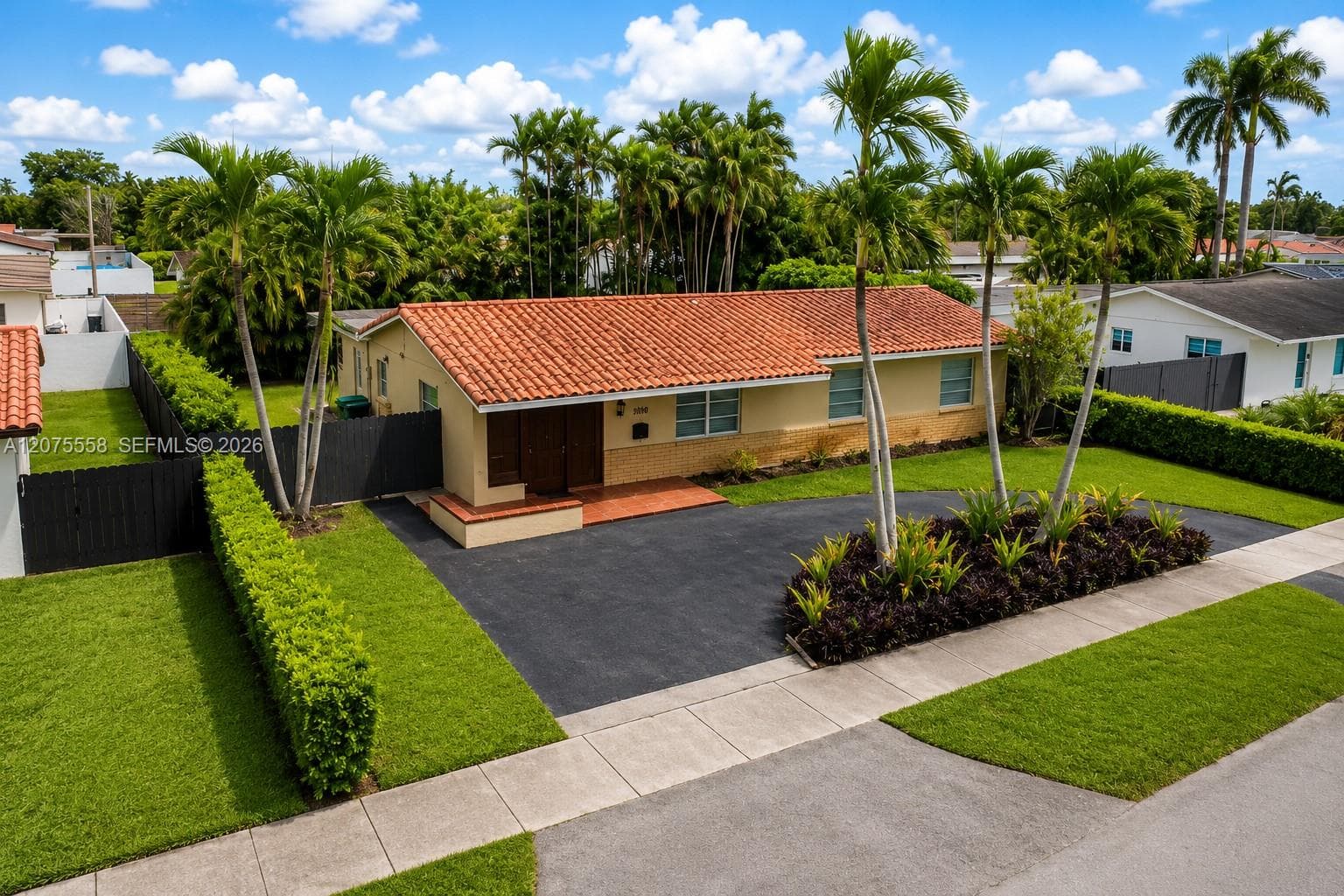 3115 Village Green Dr, Miami, FL 33175 photo 3
