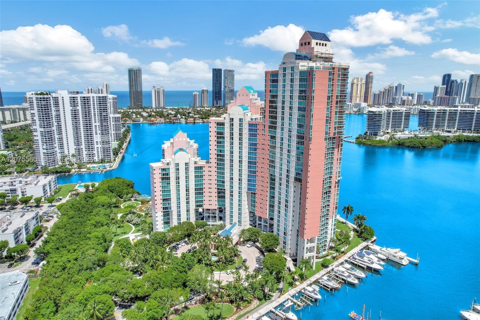 3370 Hidden Bay Dr # 815, Aventura FL 33180