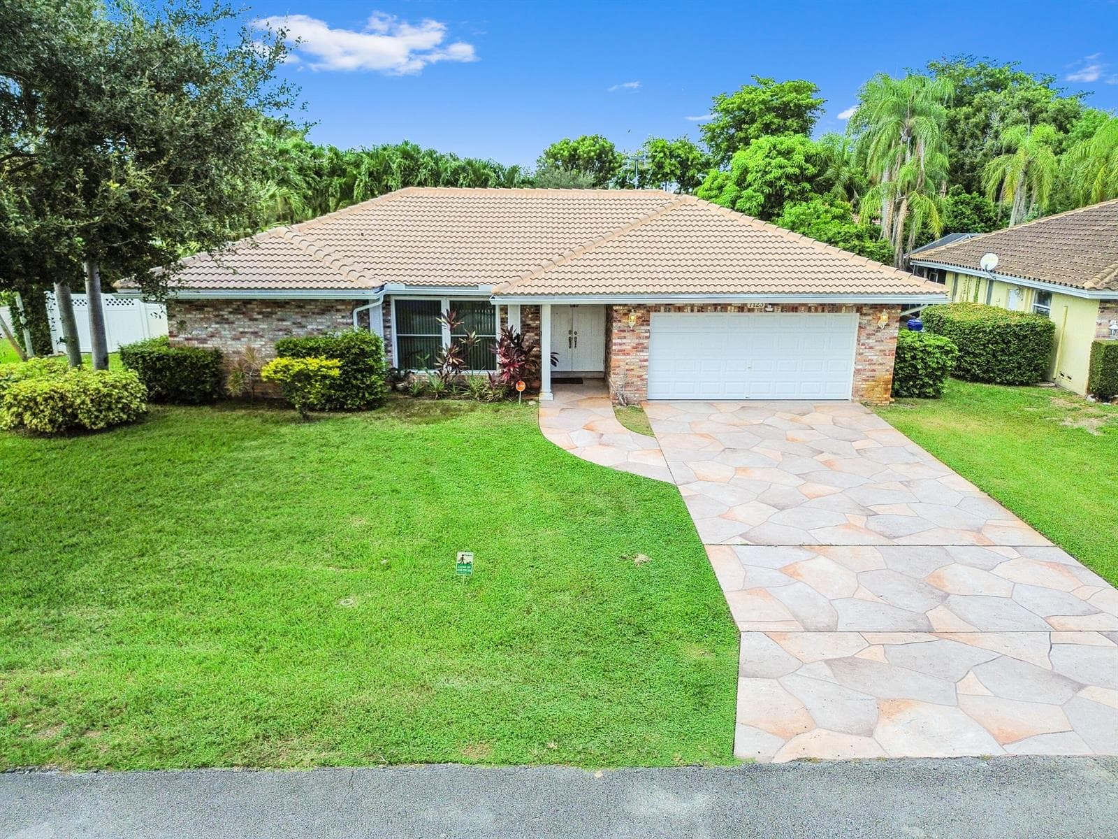 7123 NW 42nd Court, Coral Springs FL 33065 photo 2