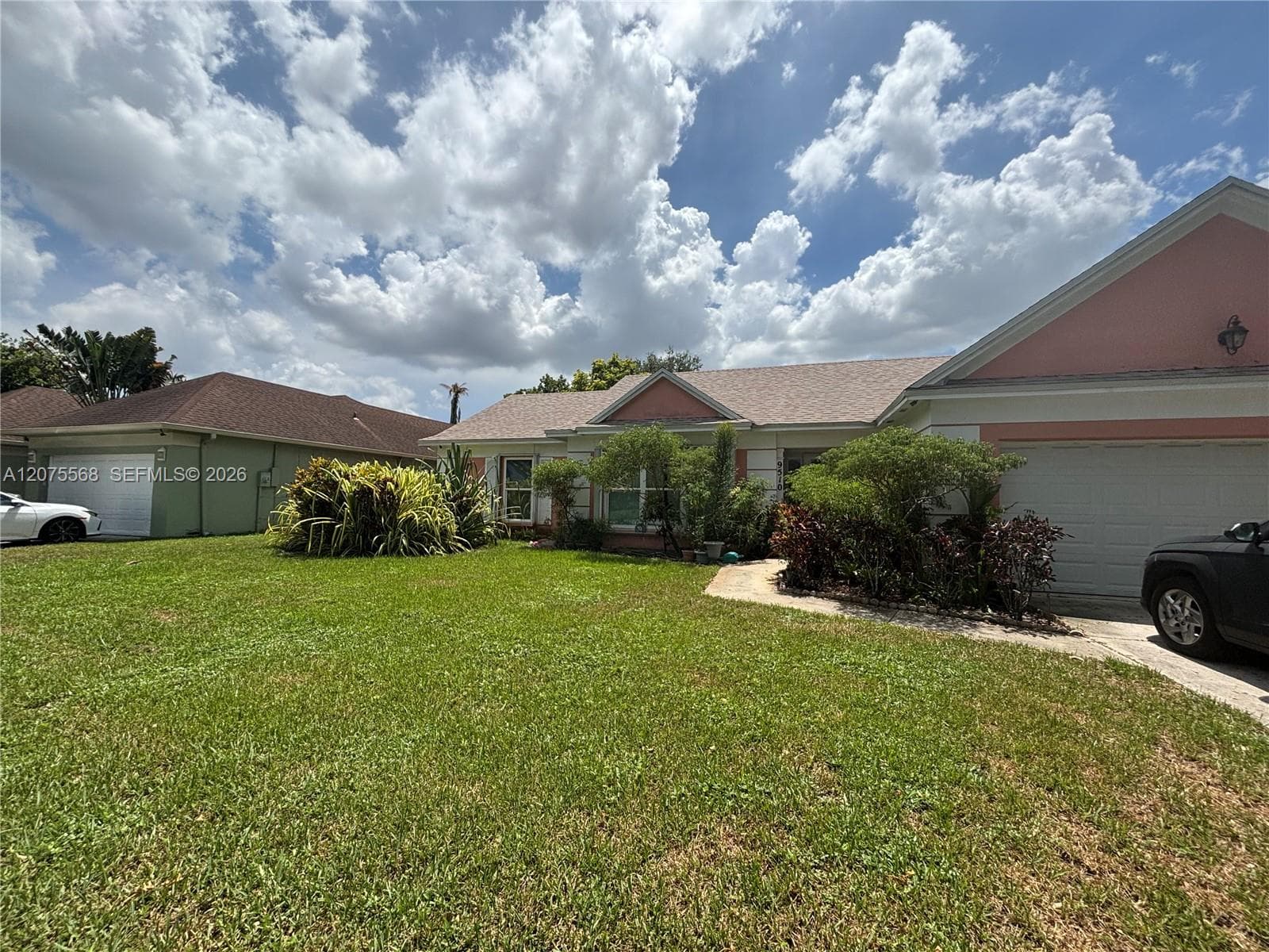 9510 Ashley Dr, Miramar FL 33025 photo 2