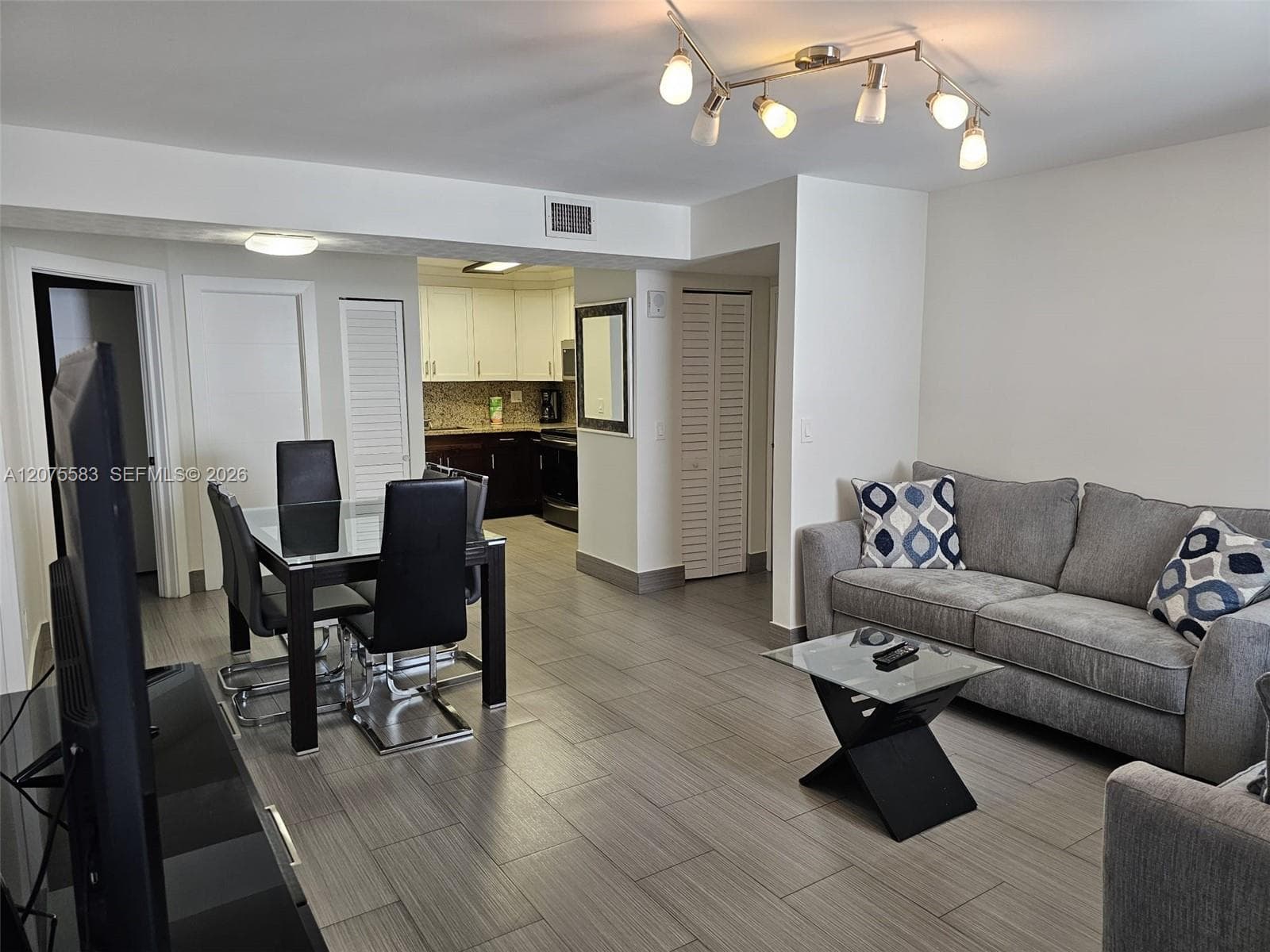 3605 Indian Creek Dr # 404, Miami Beach FL 33140 photo 3