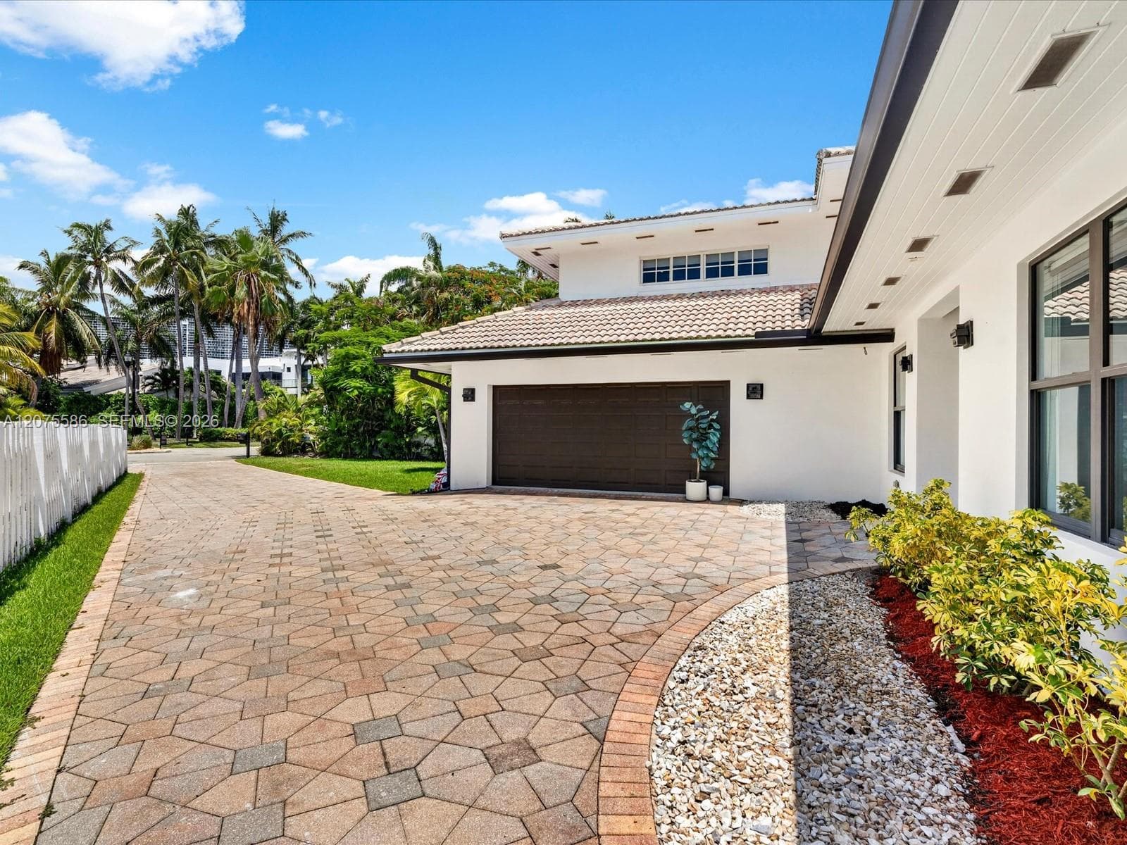 343 Centre Is, Golden Beach, FL 33160 photo 2