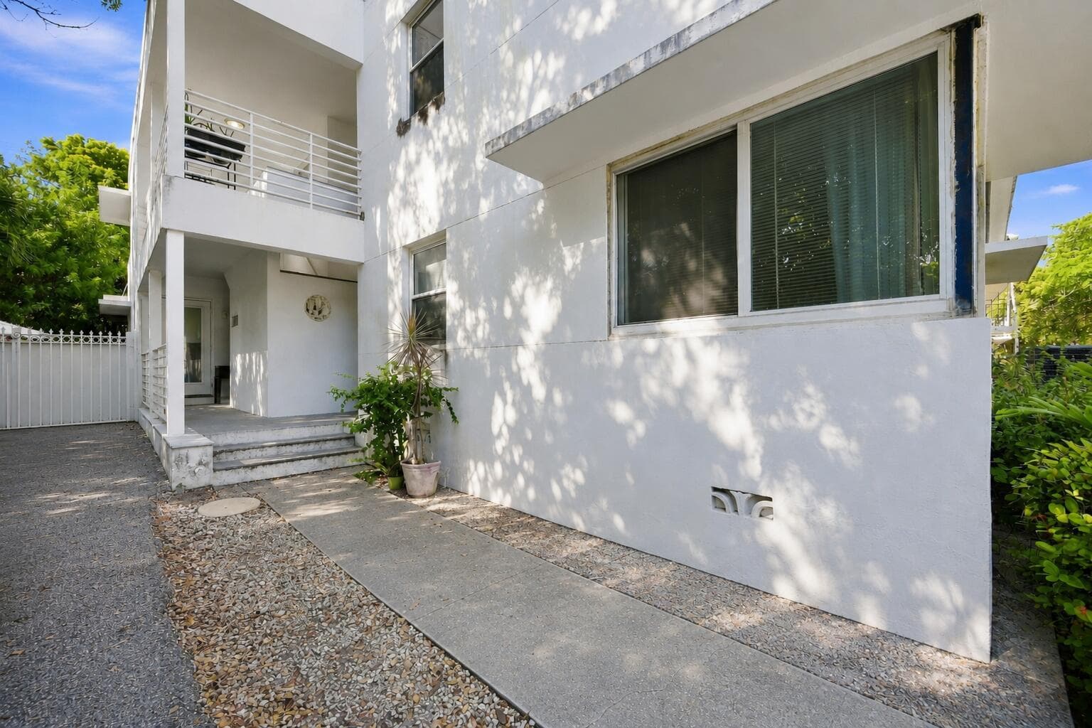 1170 71ST Street, Miami Beach FL 33141 photo 2