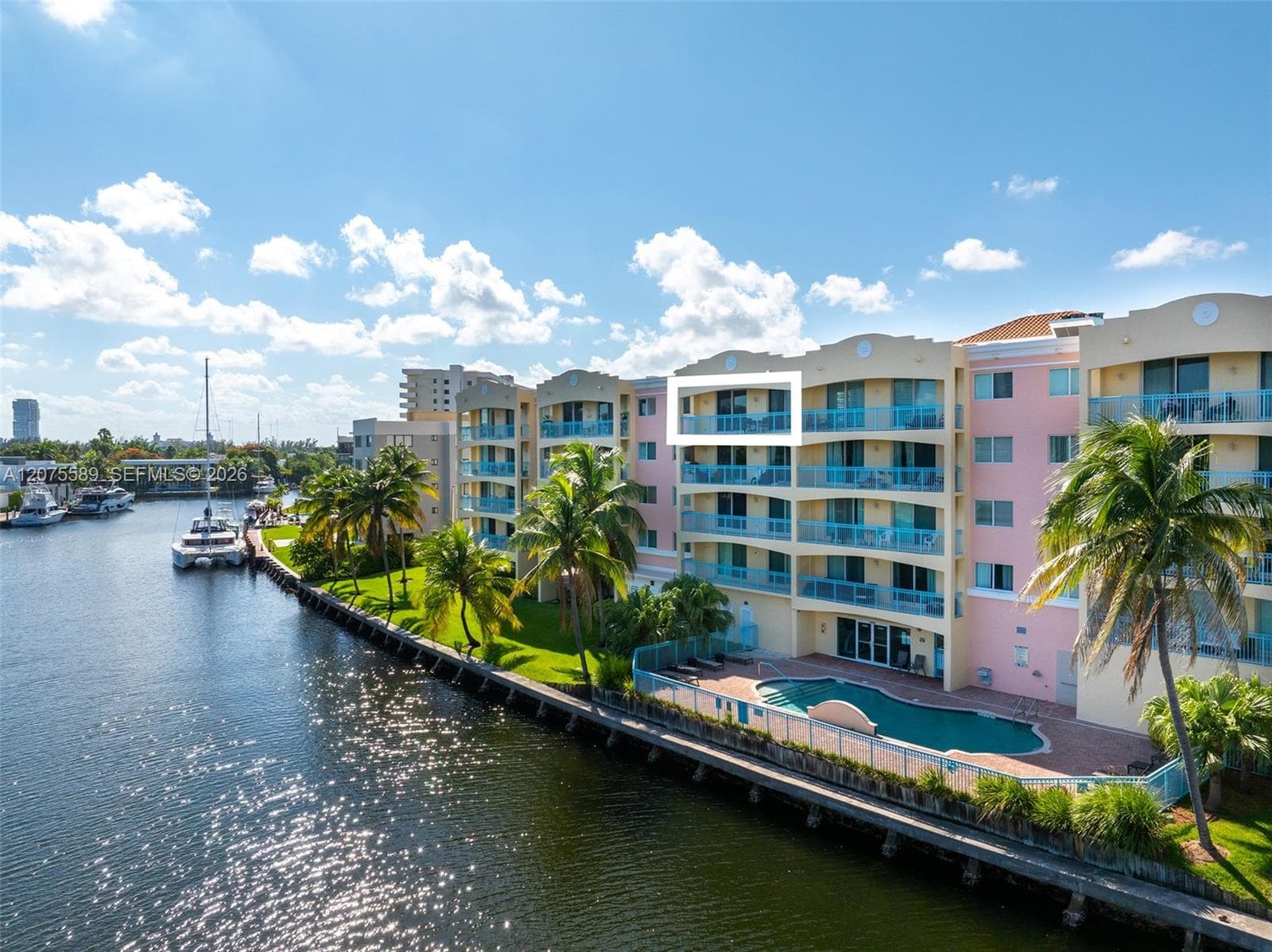 201 Golden Isles Dr # 505, Hallandale Beach FL 33009
