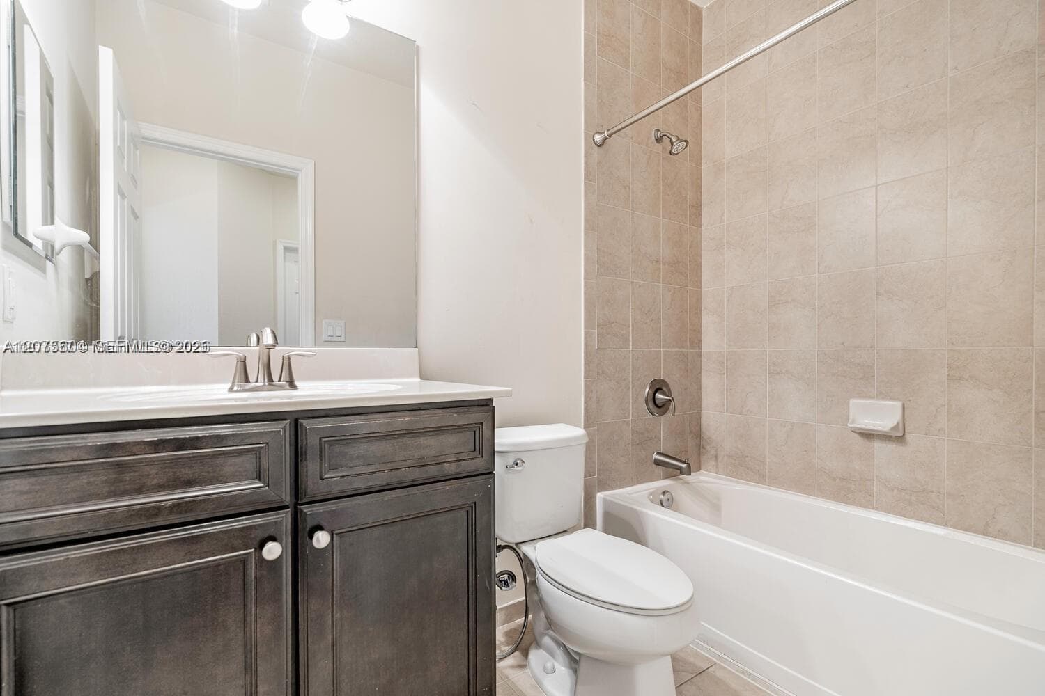 8945 NW 98th Ave, Doral, FL 33178 photo 3