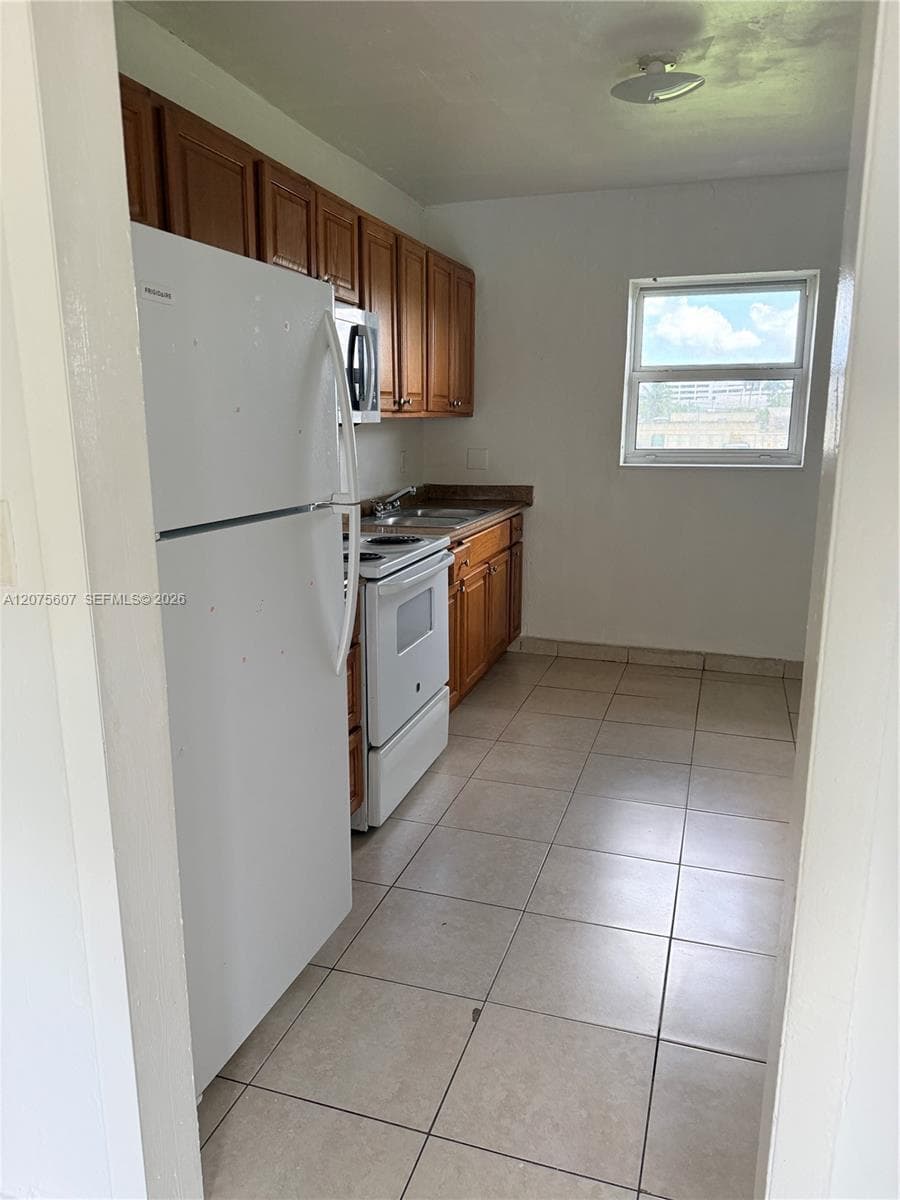 520 SW Krome Ter # 1, Homestead FL 33030 photo 5