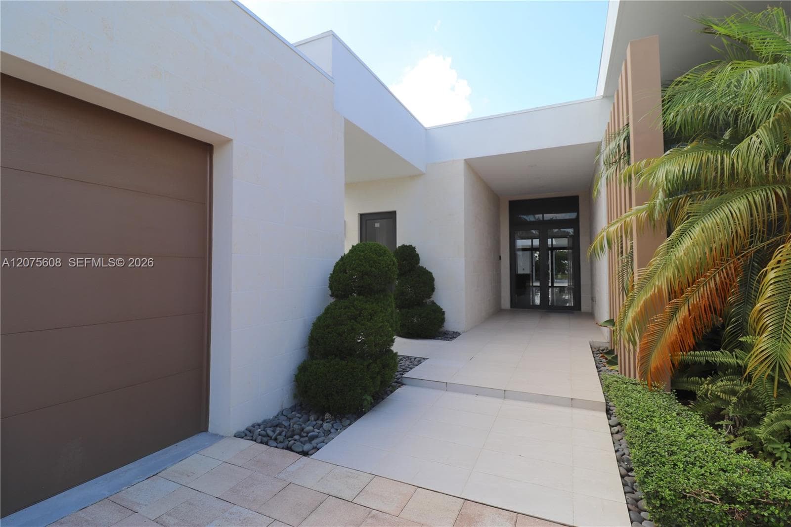 16600 Sunset Way, Weston FL 33326 photo 3
