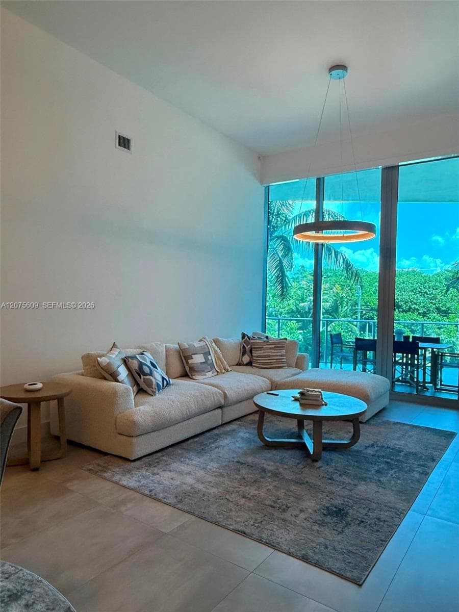 701 N Fort Lauderdale Beach Blvd # 214, Fort Lauderdale FL 33304 photo 2