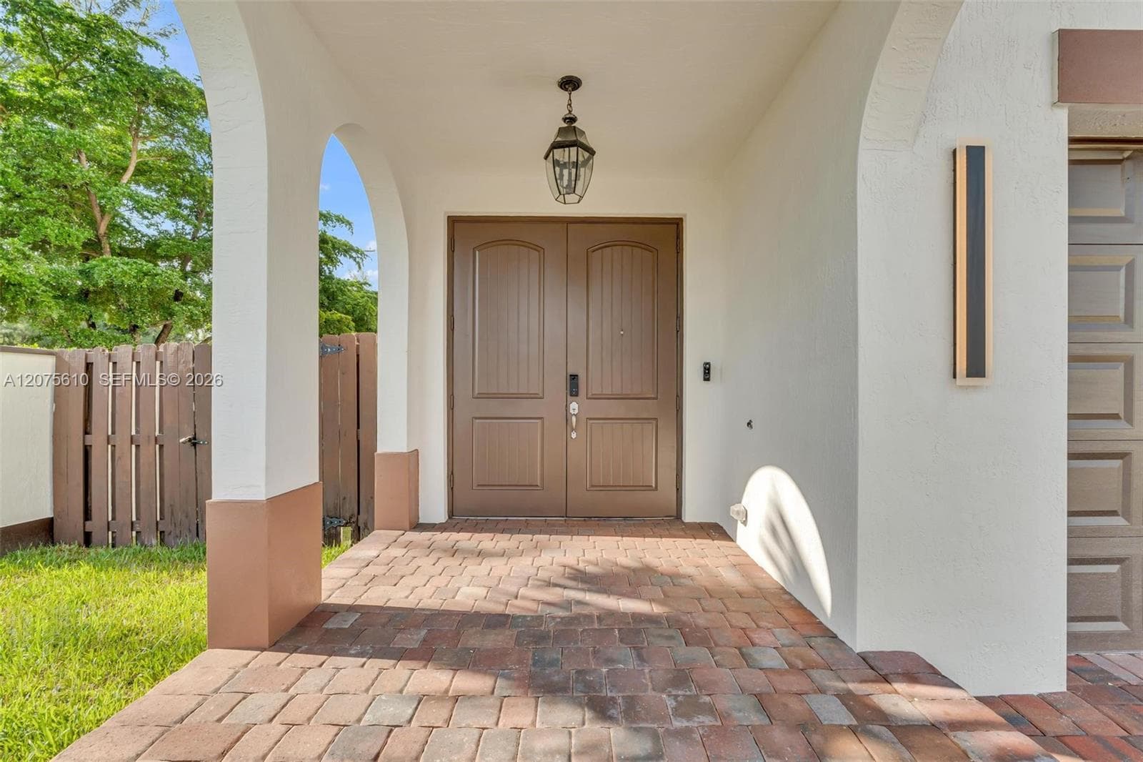 10204 NW 86th St, Doral FL 33178 photo 5