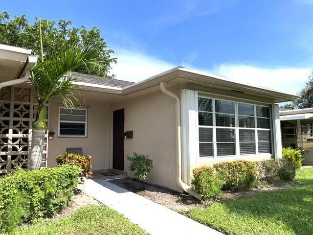 1315 HIGH POINT Way SE # B, Delray Beach FL 33445 photo 3