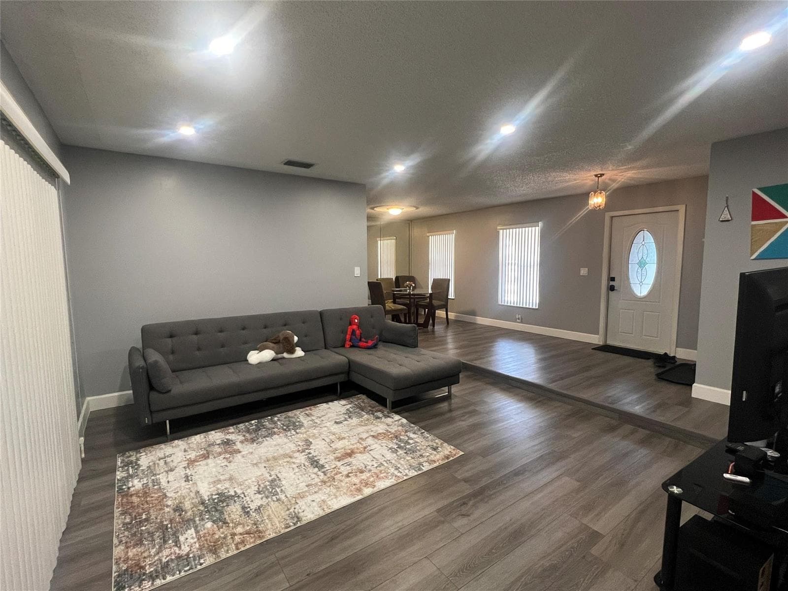 7975 NW 8TH Street, Margate FL 33063 photo 2