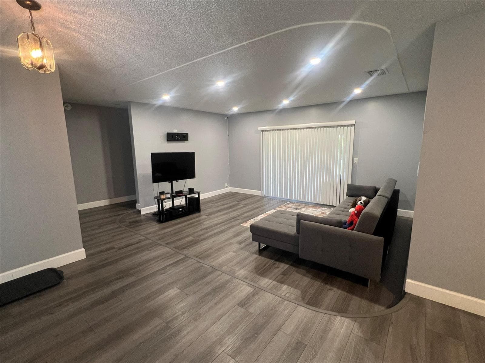 7975 NW 8TH Street, Margate FL 33063