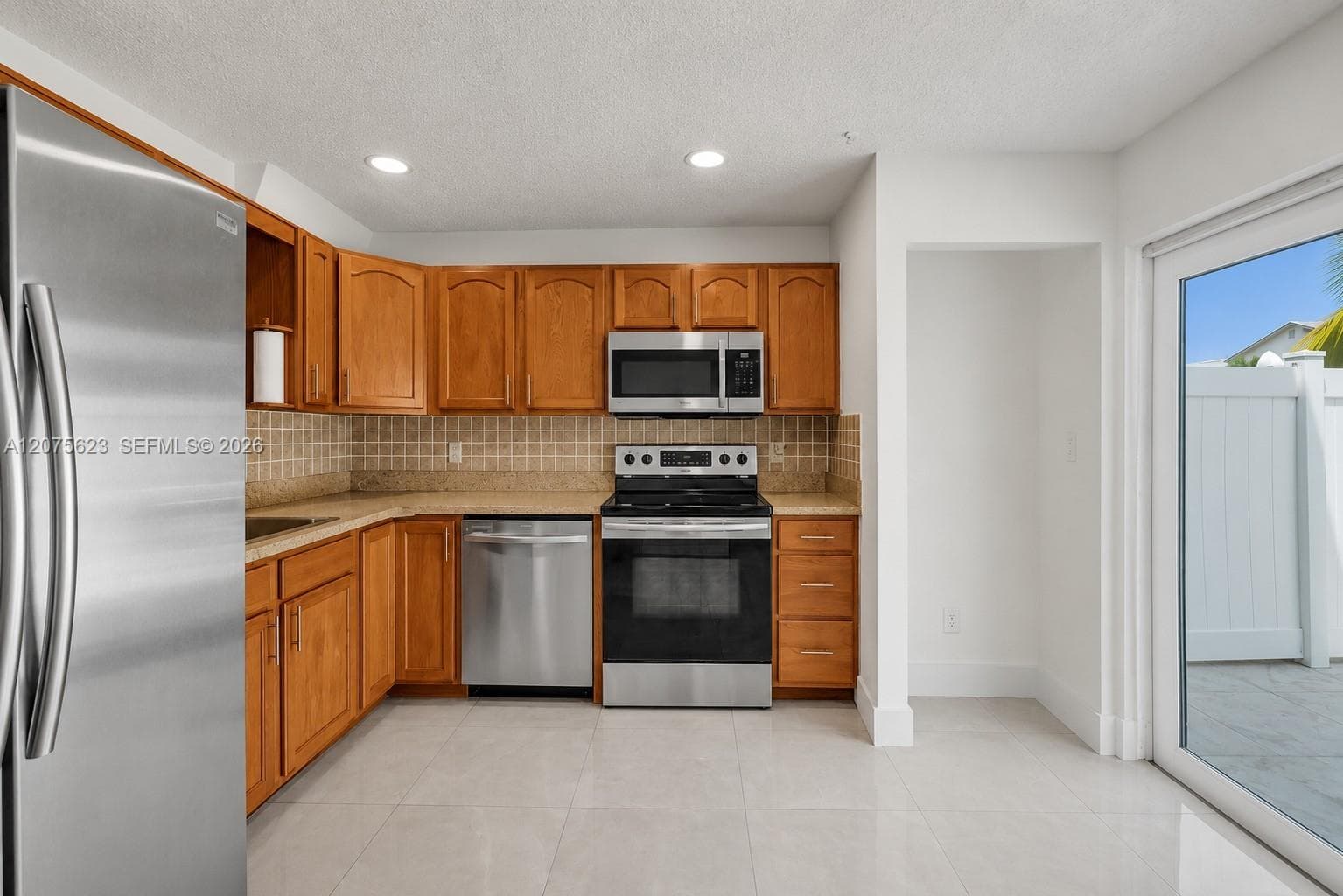 3000 NW 5th Ter # 112, Pompano Beach, FL 33064 photo 4