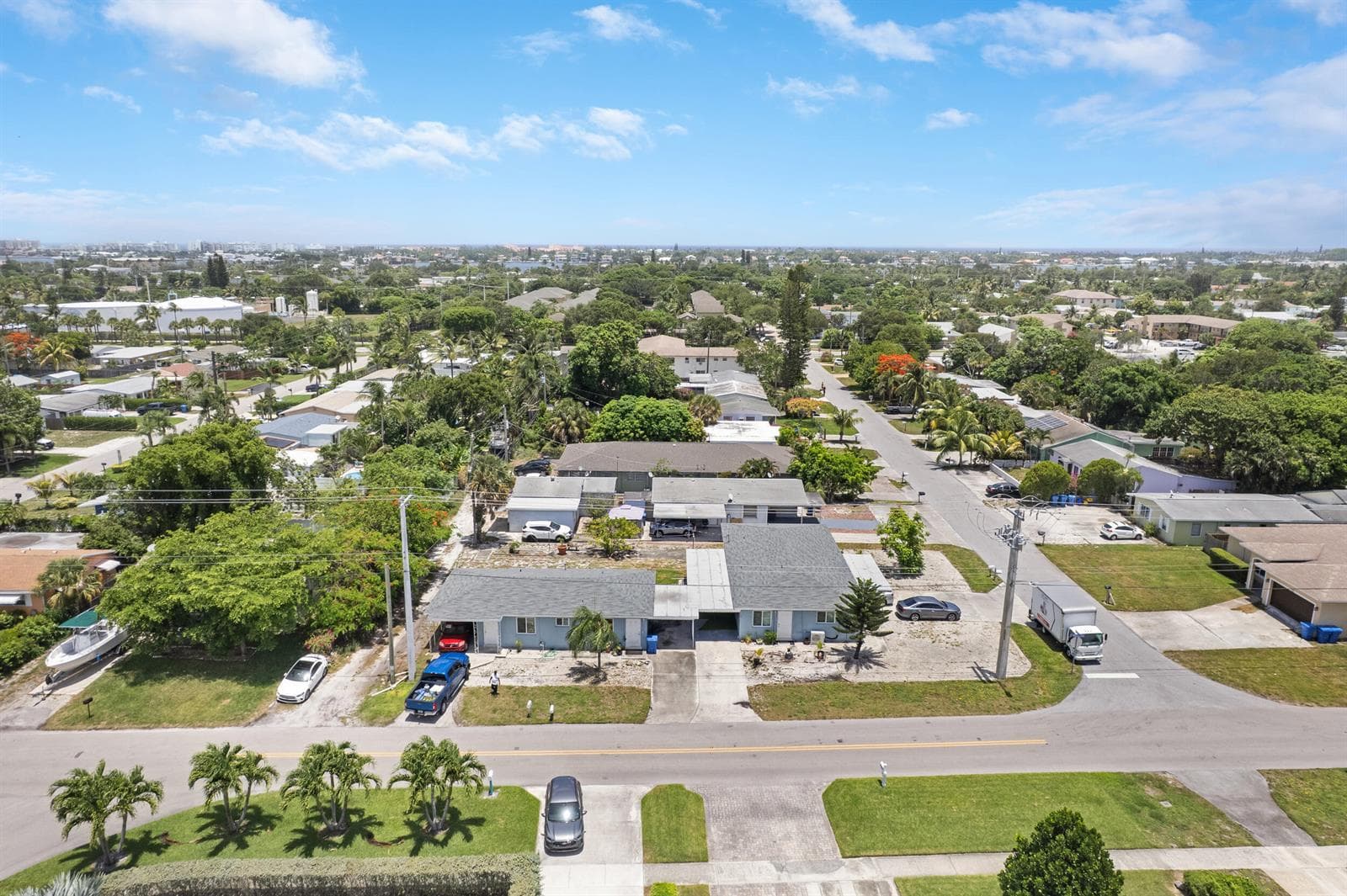 516 S Arnold Avenue, Lantana FL 33462
