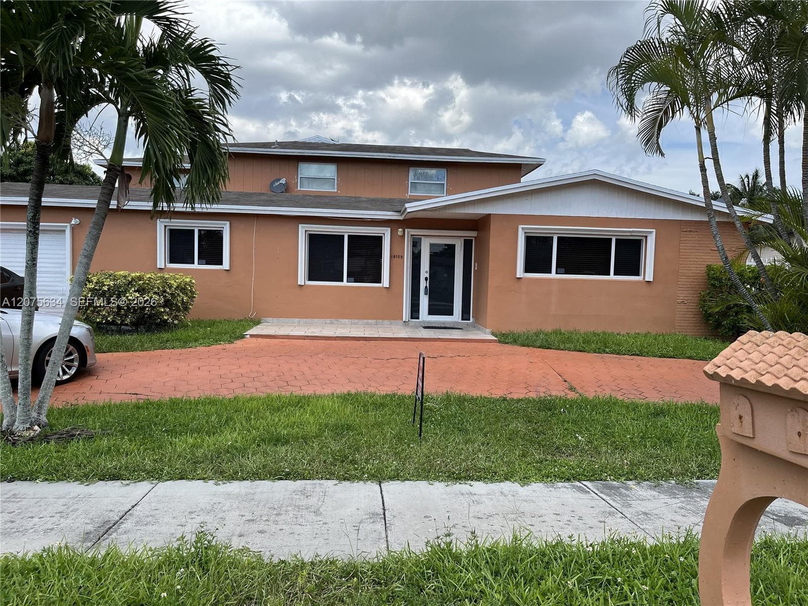 18105 NW 81st Ct, Hialeah FL 33015