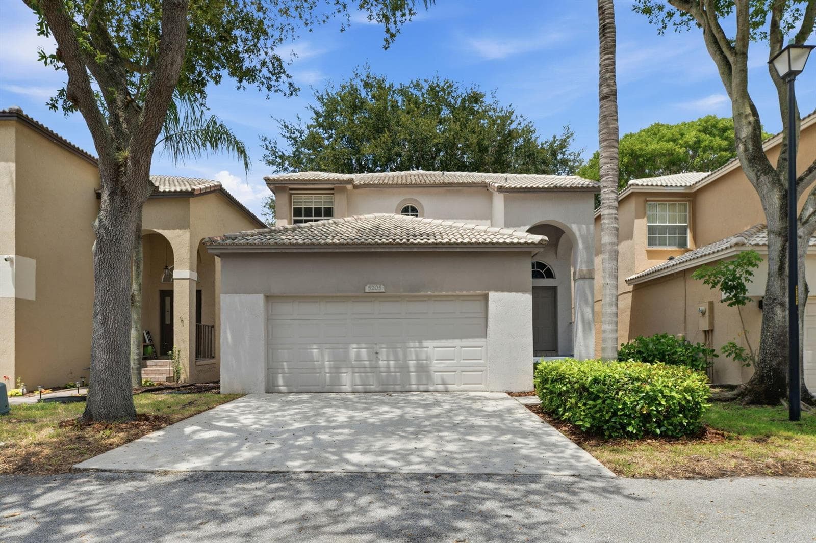 5205 Eagle Cay Manor, Coconut Creek FL 33073