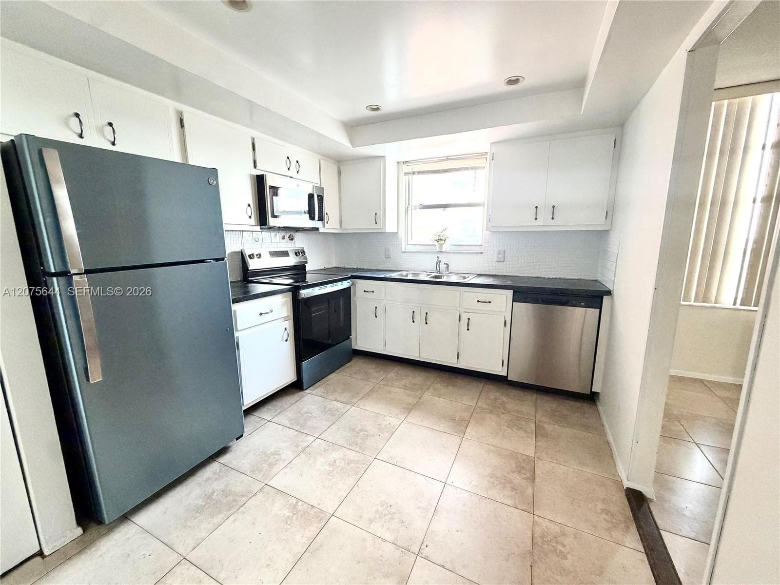 1351 NE Miami Gardens Dr # 626E, Miami FL 33179 photo 3