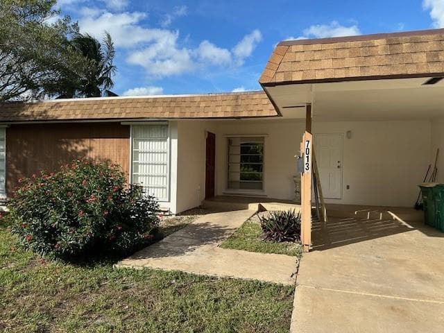 7013 NW 63RD Court, Tamarac FL 33321 photo 2