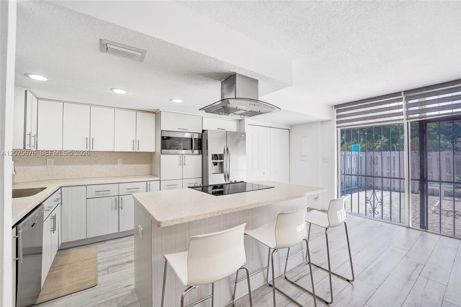 2716 NE 8th St # 2716, Hallandale Beach FL 33009 photo 3